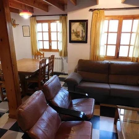 La Casa De Luis * 카스티에요 데 하카